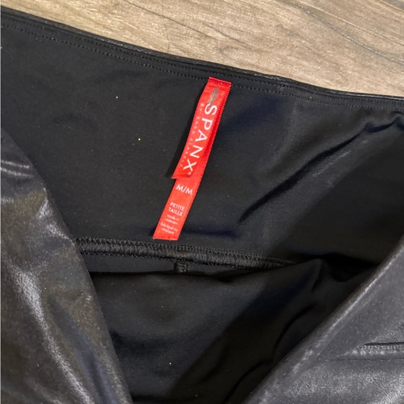 SPANX Faux Leather Black Power Waistband High Waist Leggings size medium - Picture 4 of 4